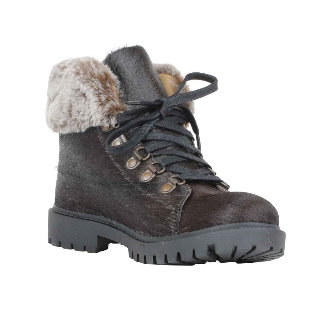 Turbulent Boots