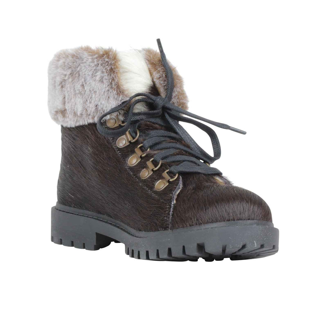 Turbulent Boots