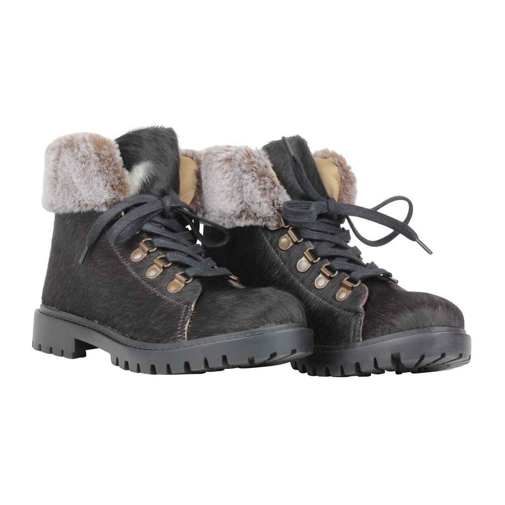 Turbulent Boots
