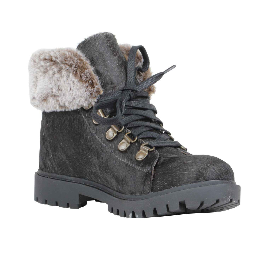 Turbulent Boots