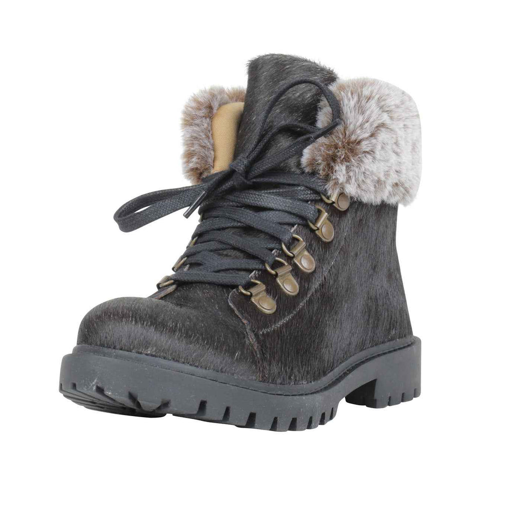 Turbulent Boots