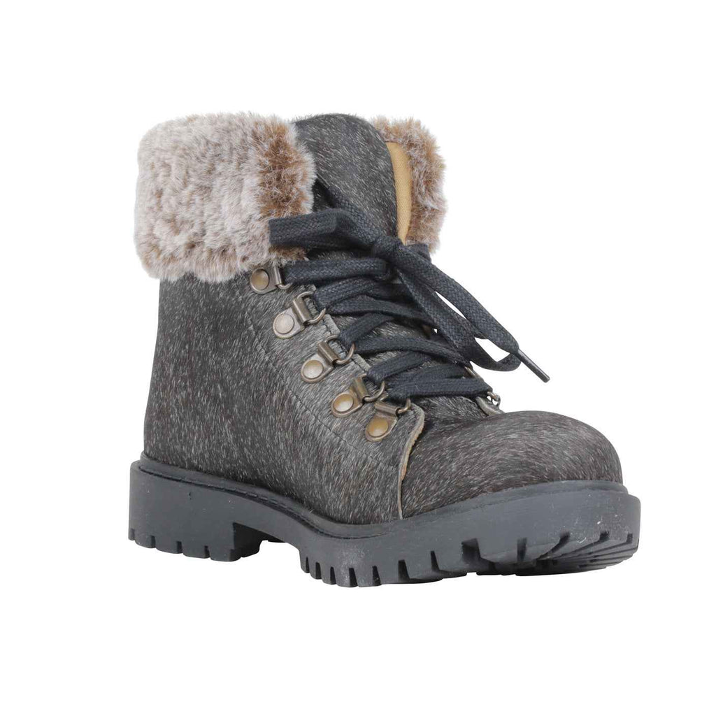 Turbulent Boots
