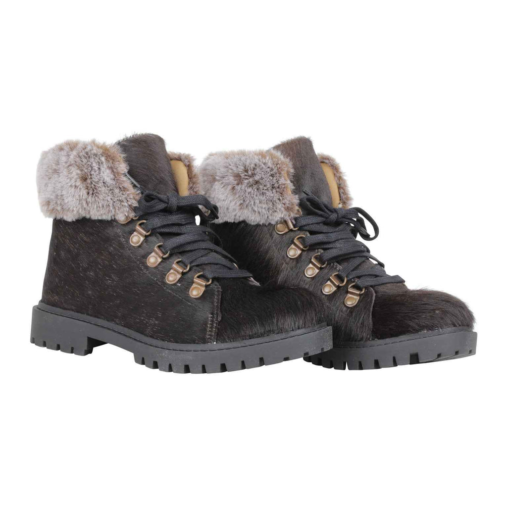 Turbulent Boots