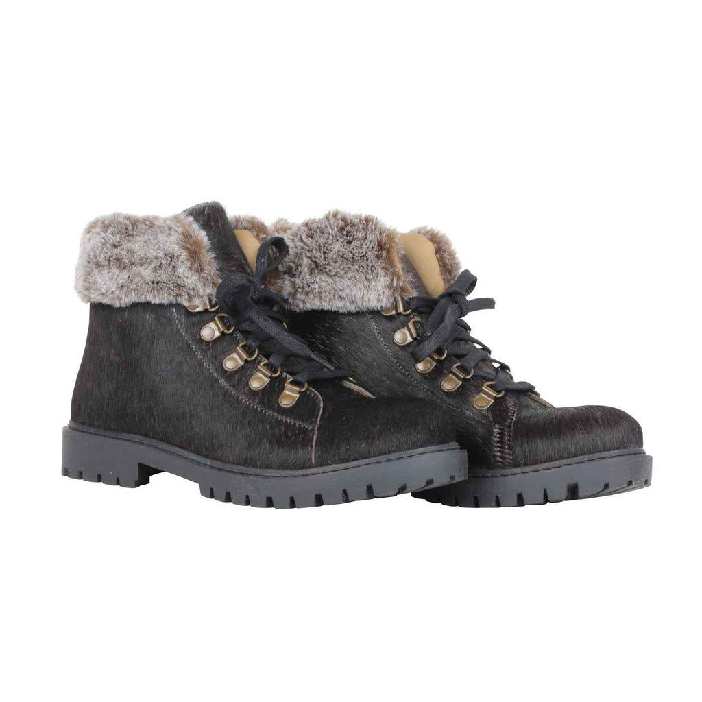 Turbulent Boots