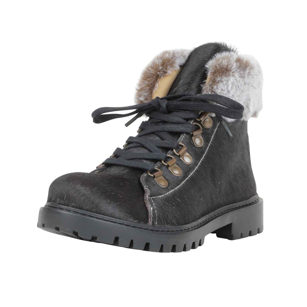 Turbulent Boots