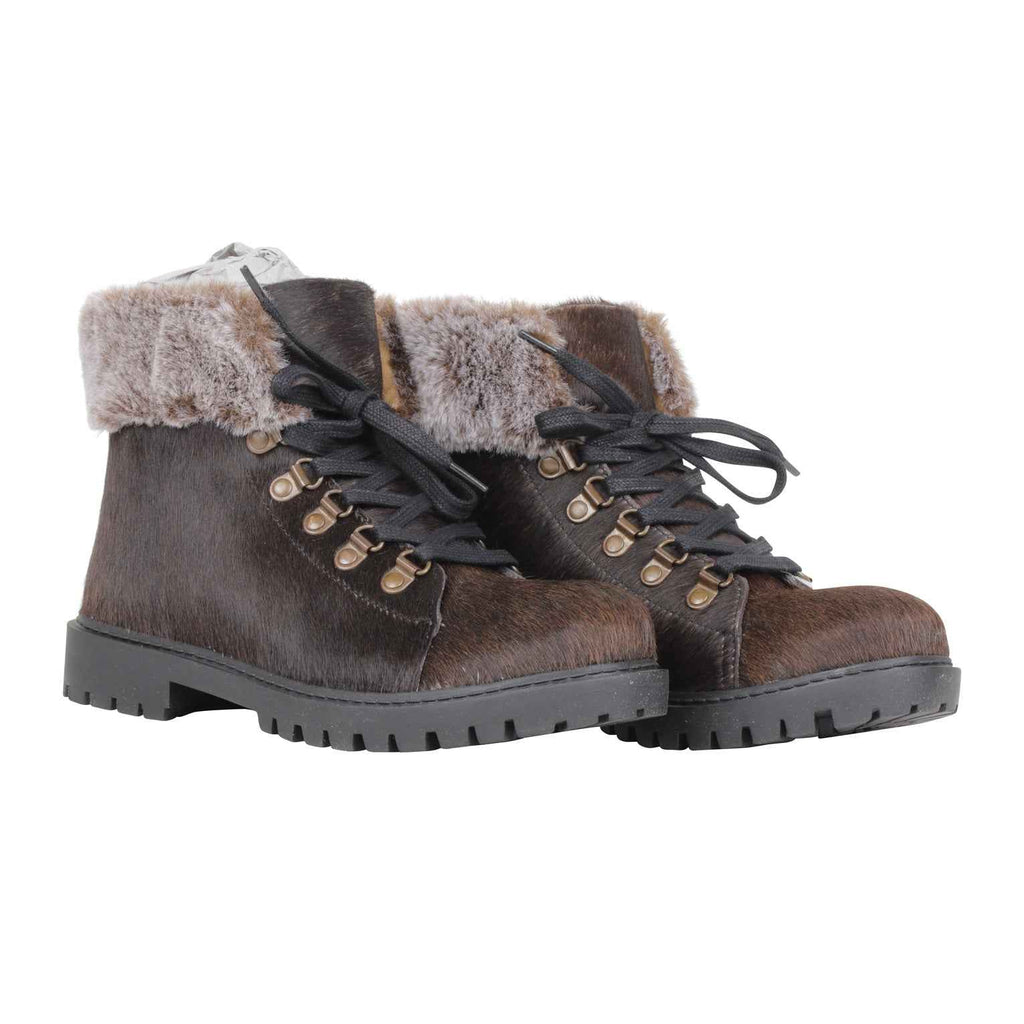 Turbulent Boots