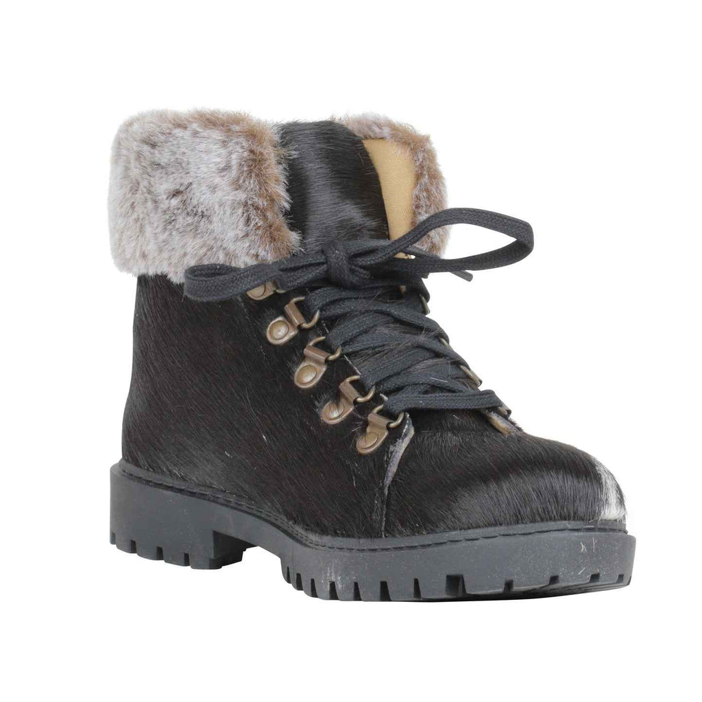 Turbulent Boots