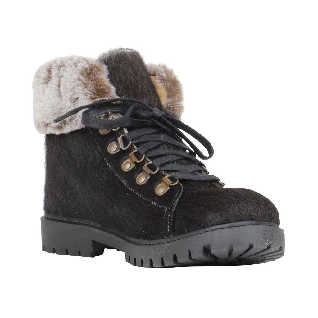 Turbulent Boots