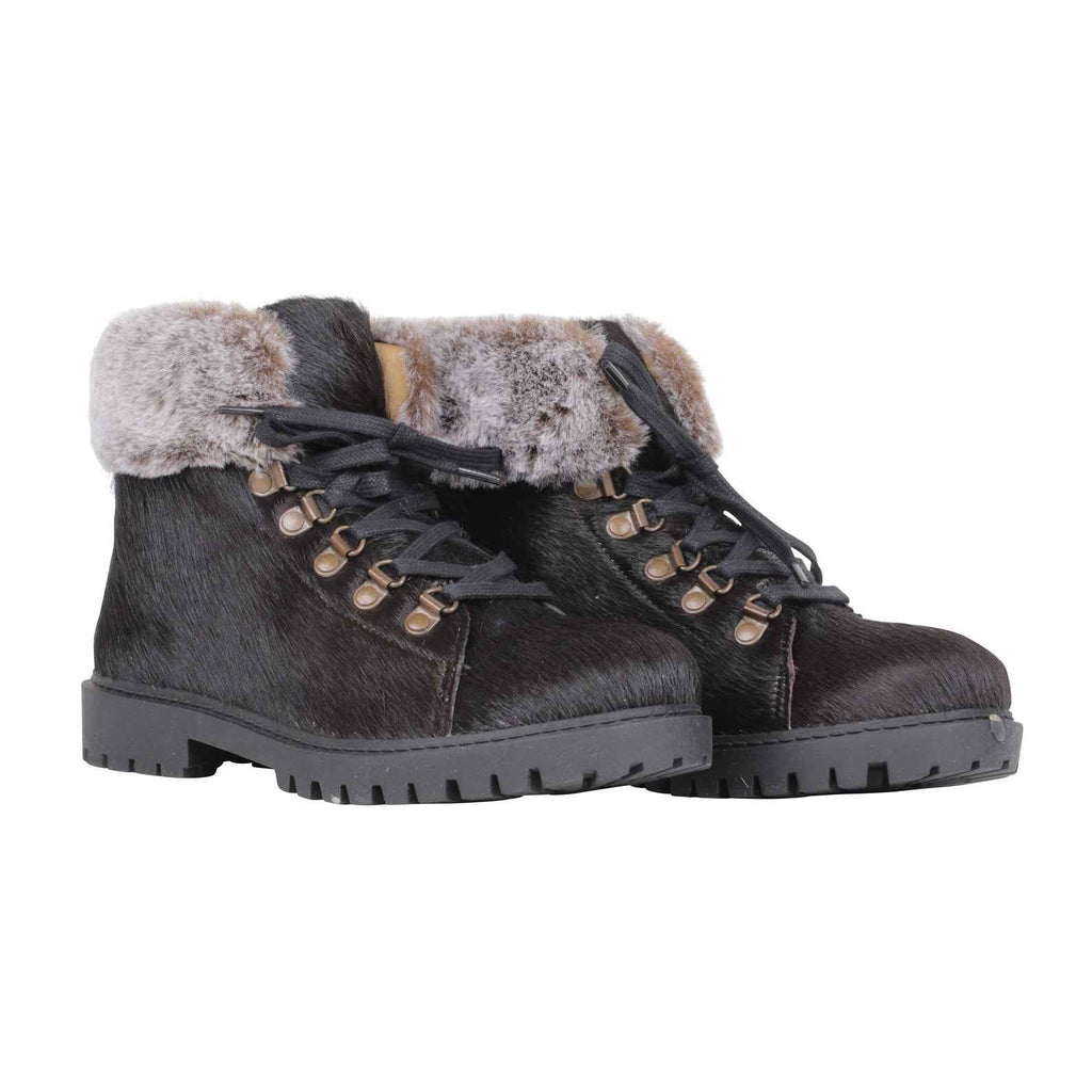 Turbulent Boots