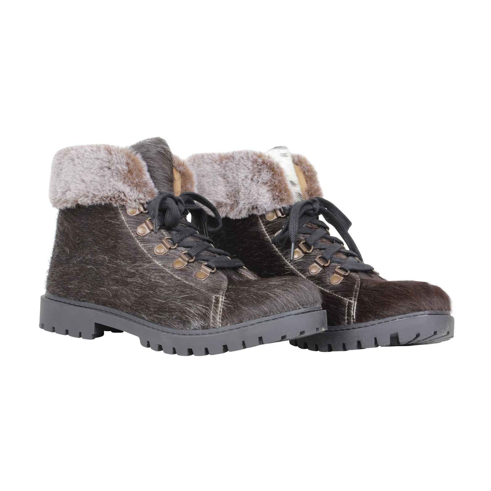 Turbulent Boots