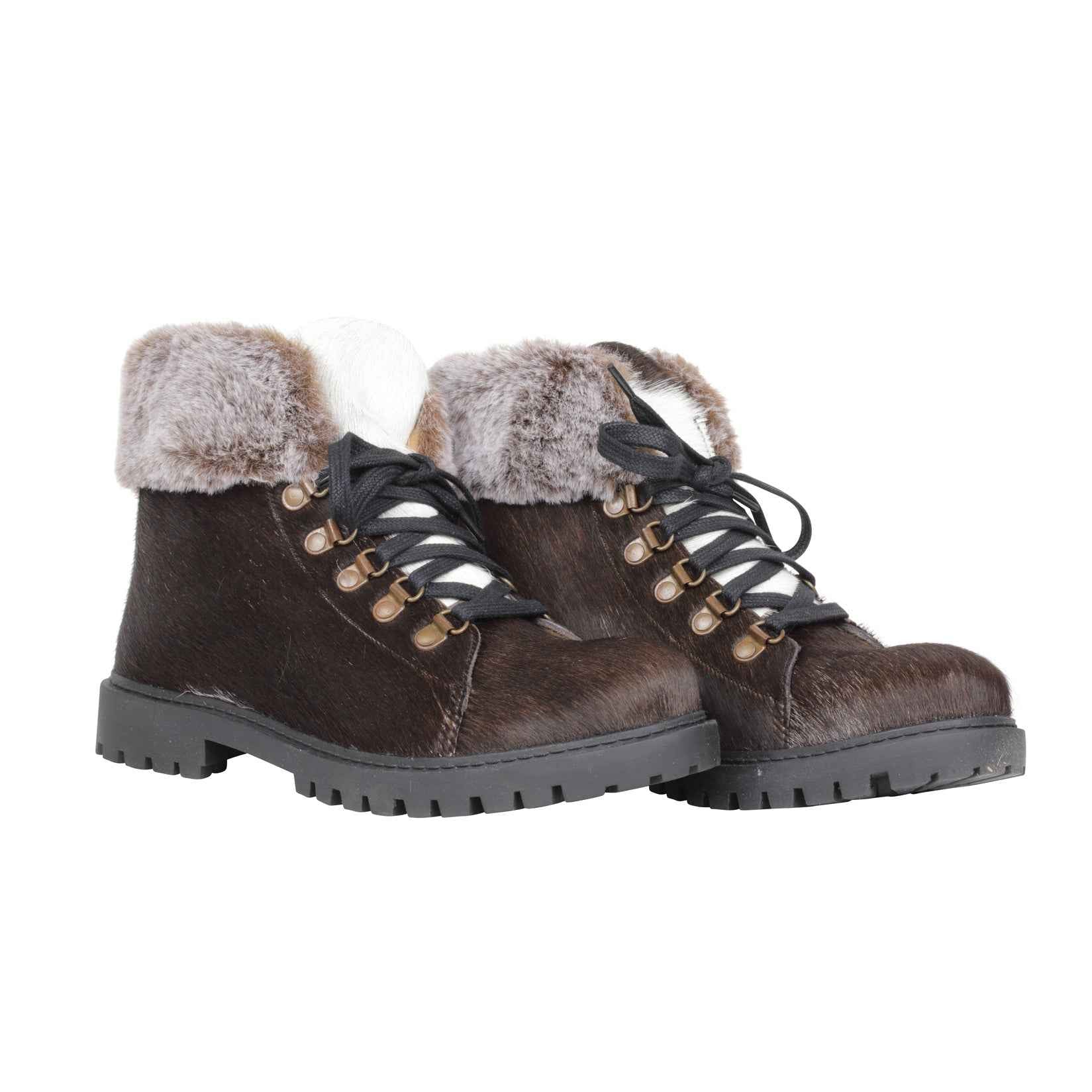 Turbulent Boots