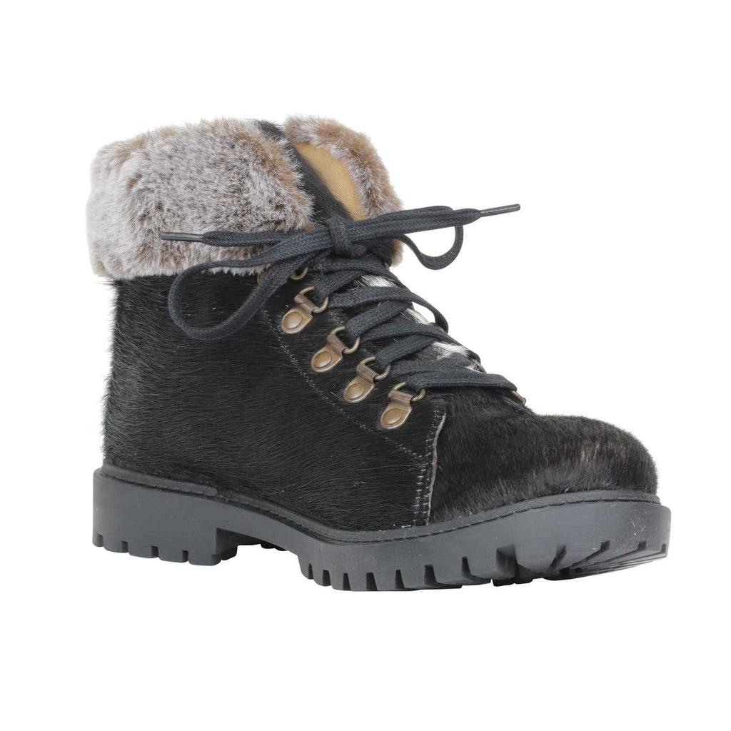 Turbulent Boots
