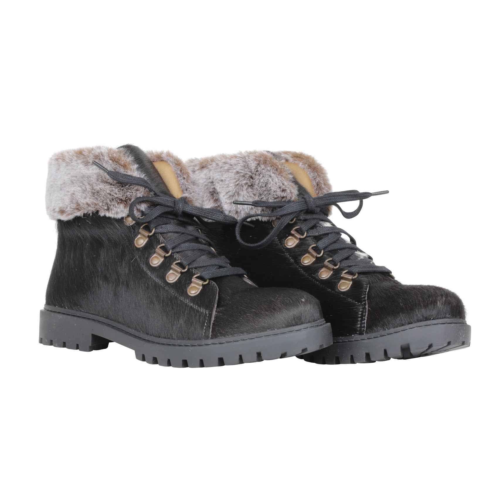 Turbulent Boots