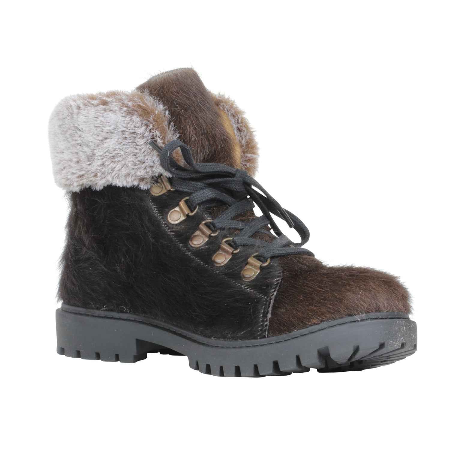 Turbulent Boots