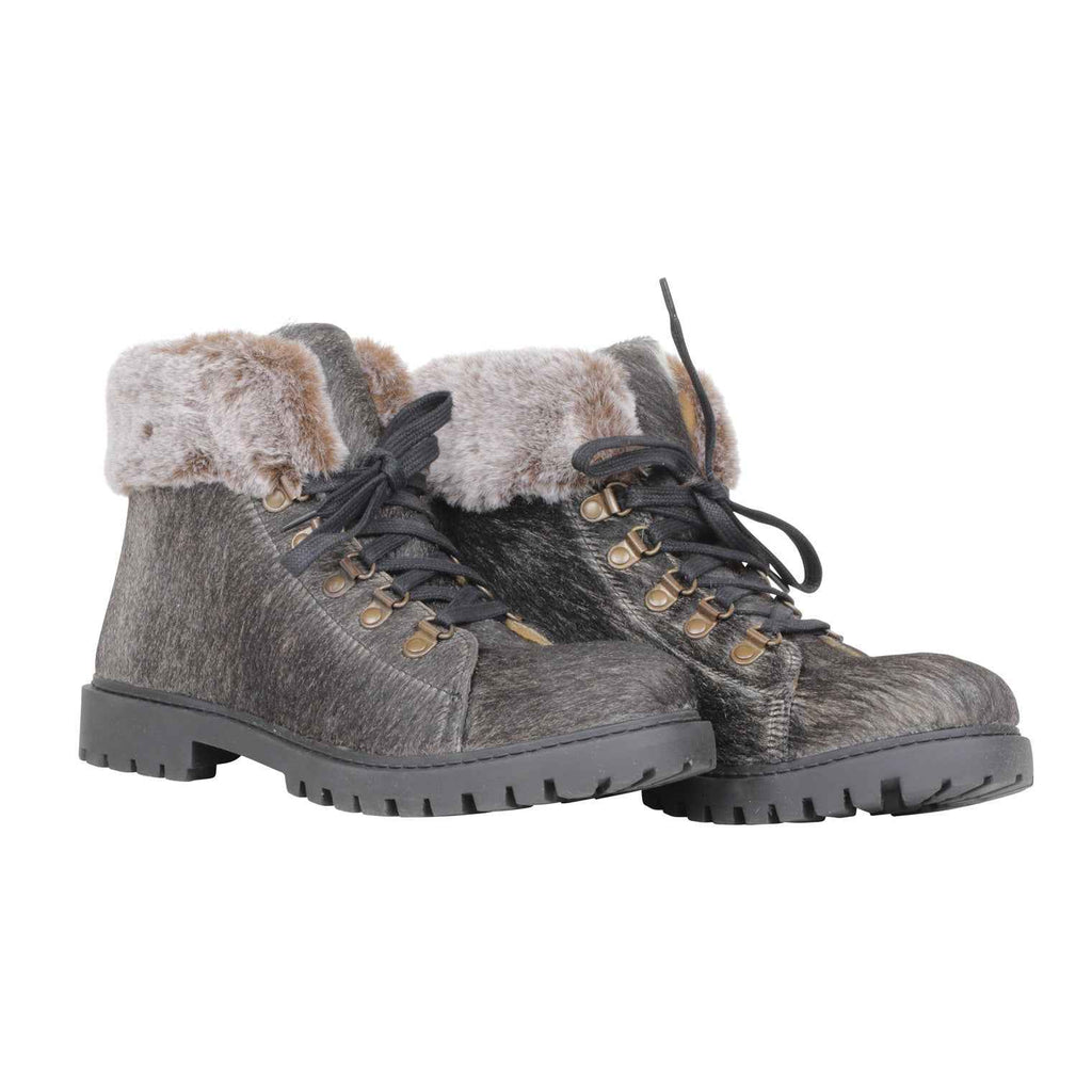 Turbulent Boots