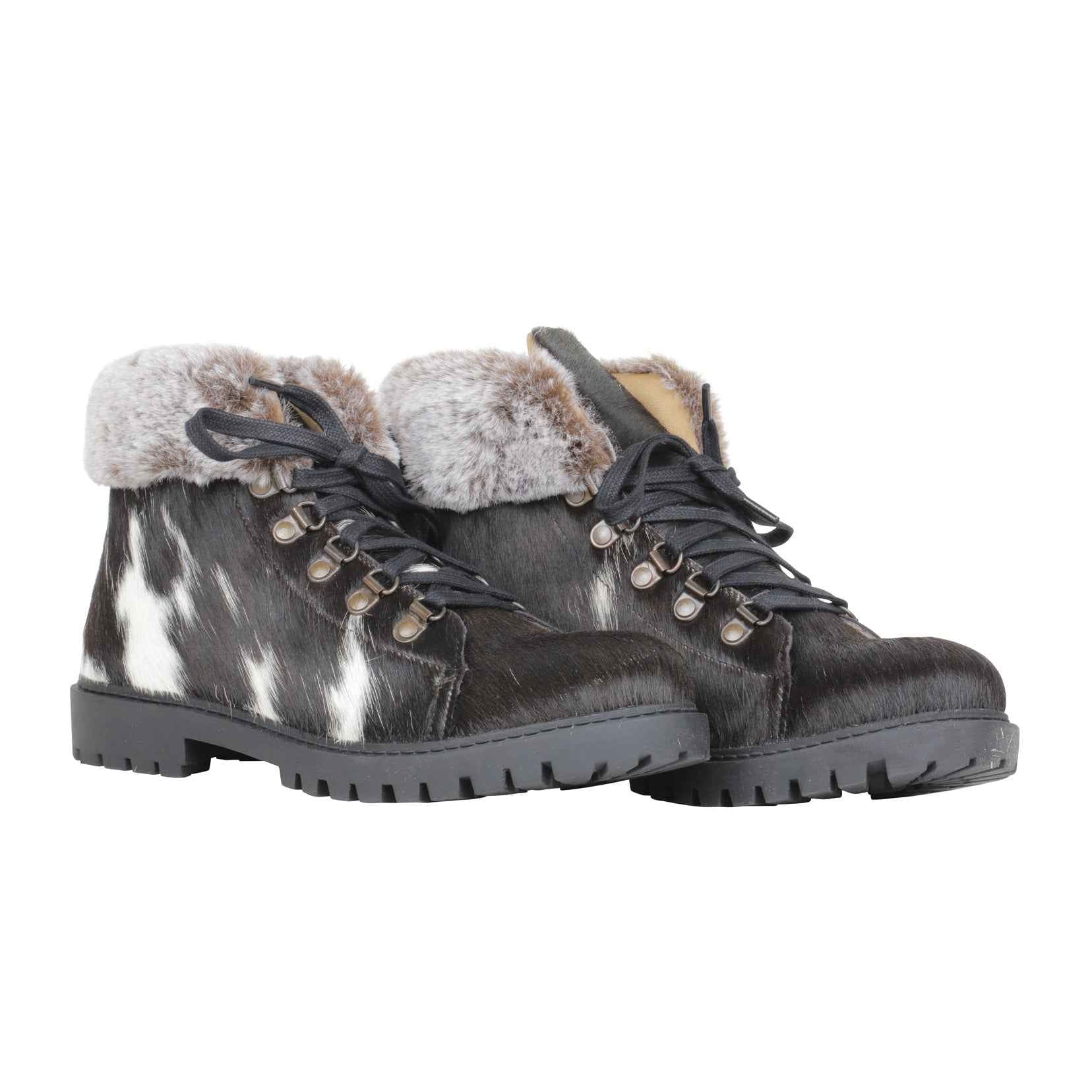 Turbulent Boots