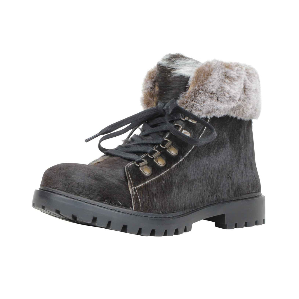 Turbulent Boots