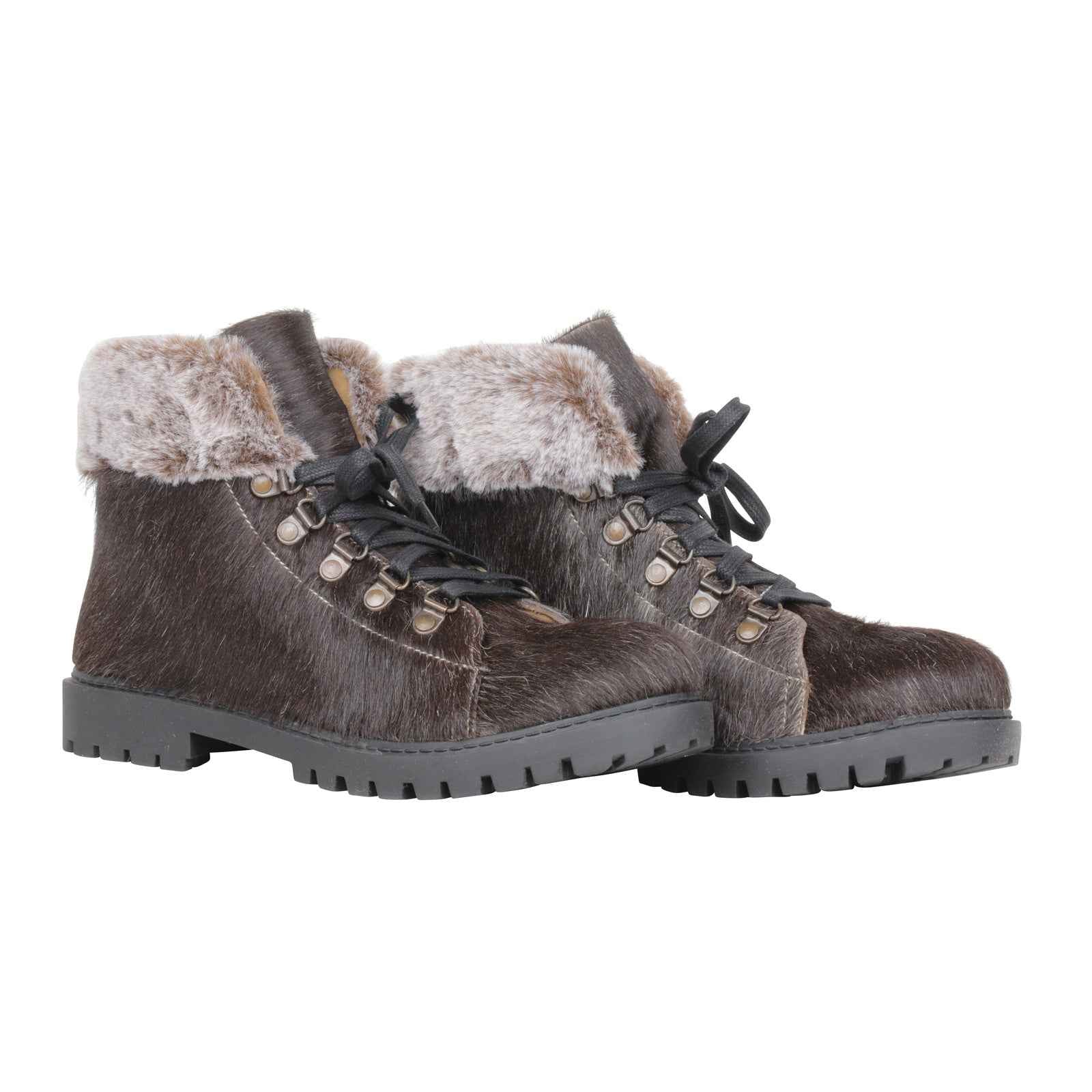 Turbulent Boots