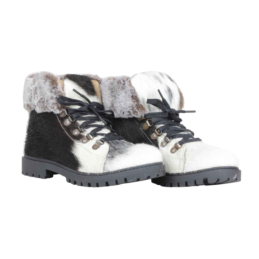 Turbulent Boots