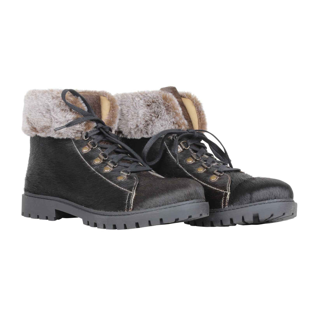 Turbulent Boots