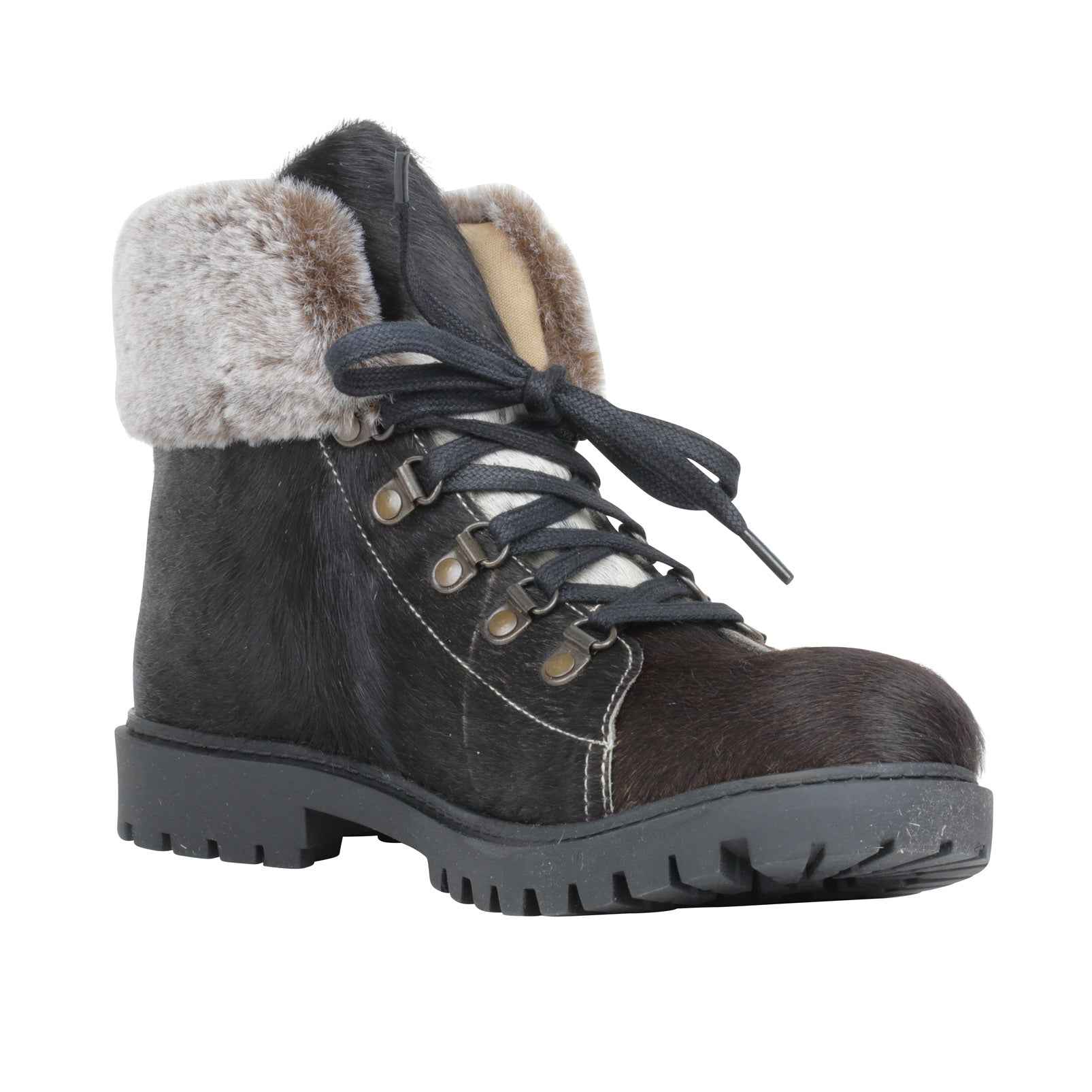 Turbulent Boots