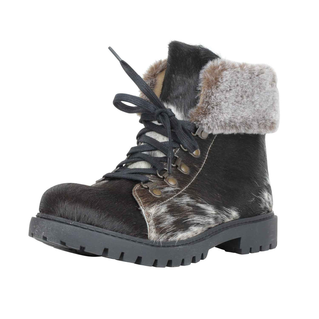 Turbulent Boots