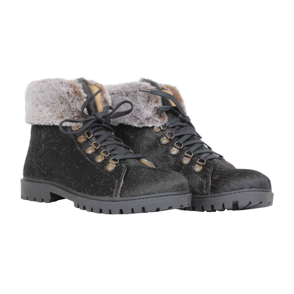 Turbulent Boots