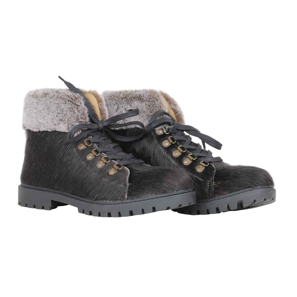 Turbulent Boots