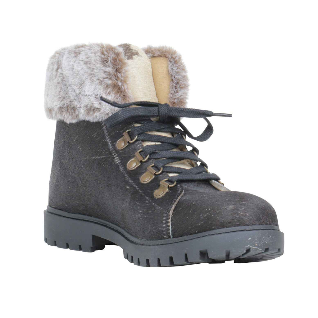 Turbulent Boots
