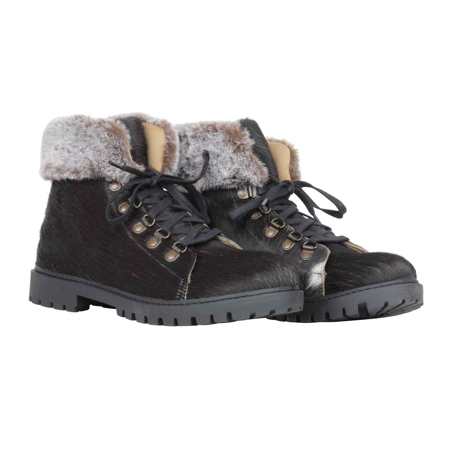 Turbulent Boots