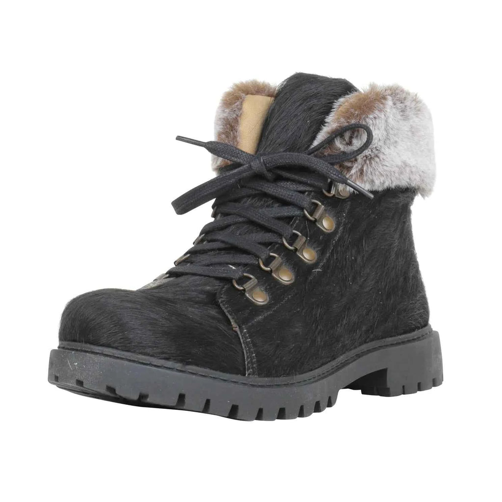 Turbulent Boots
