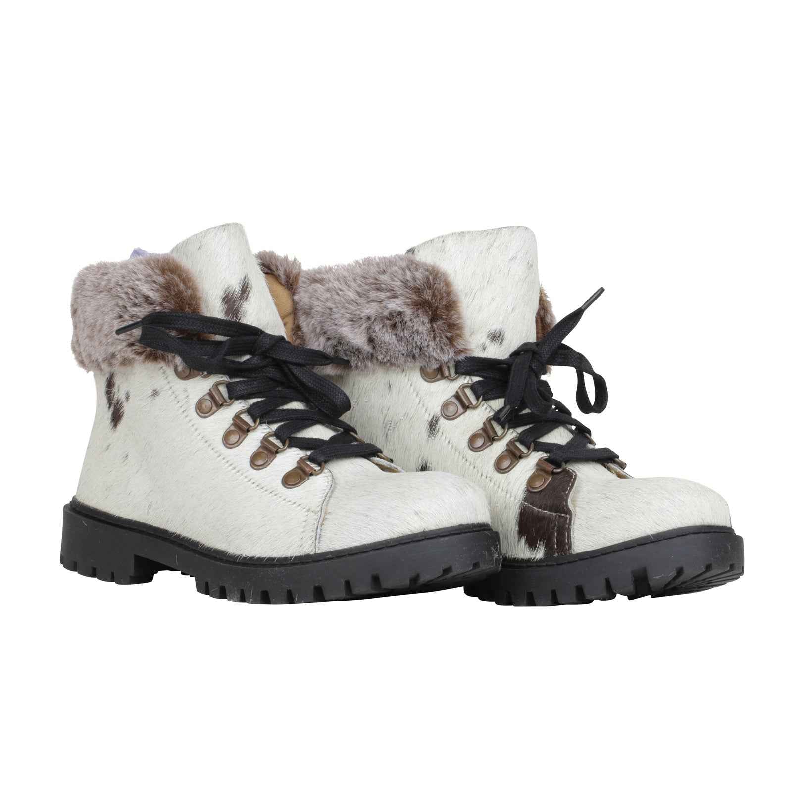 Turbulent Boots