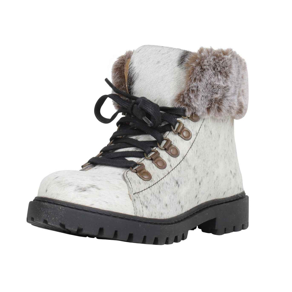 Turbulent Boots