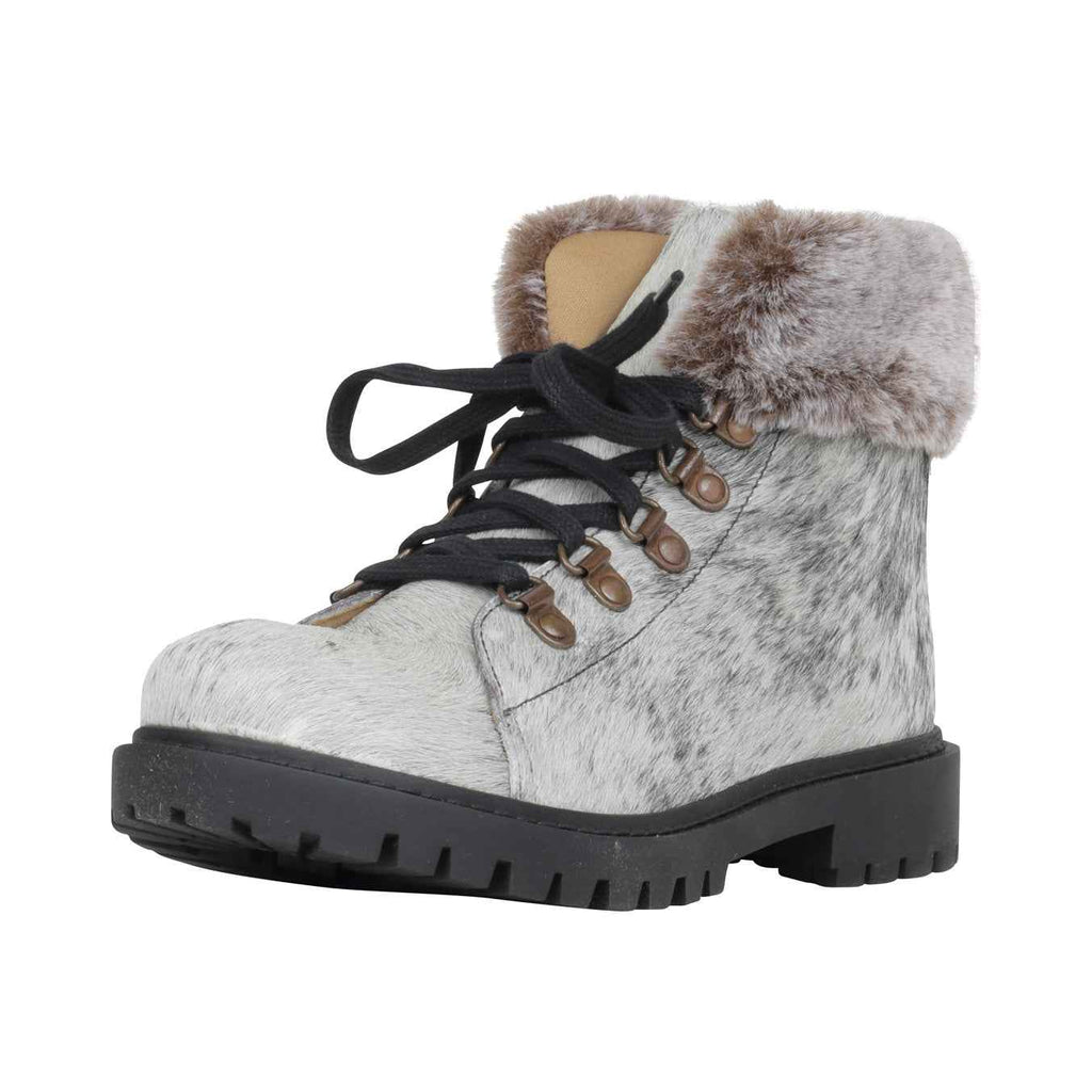 Turbulent Boots