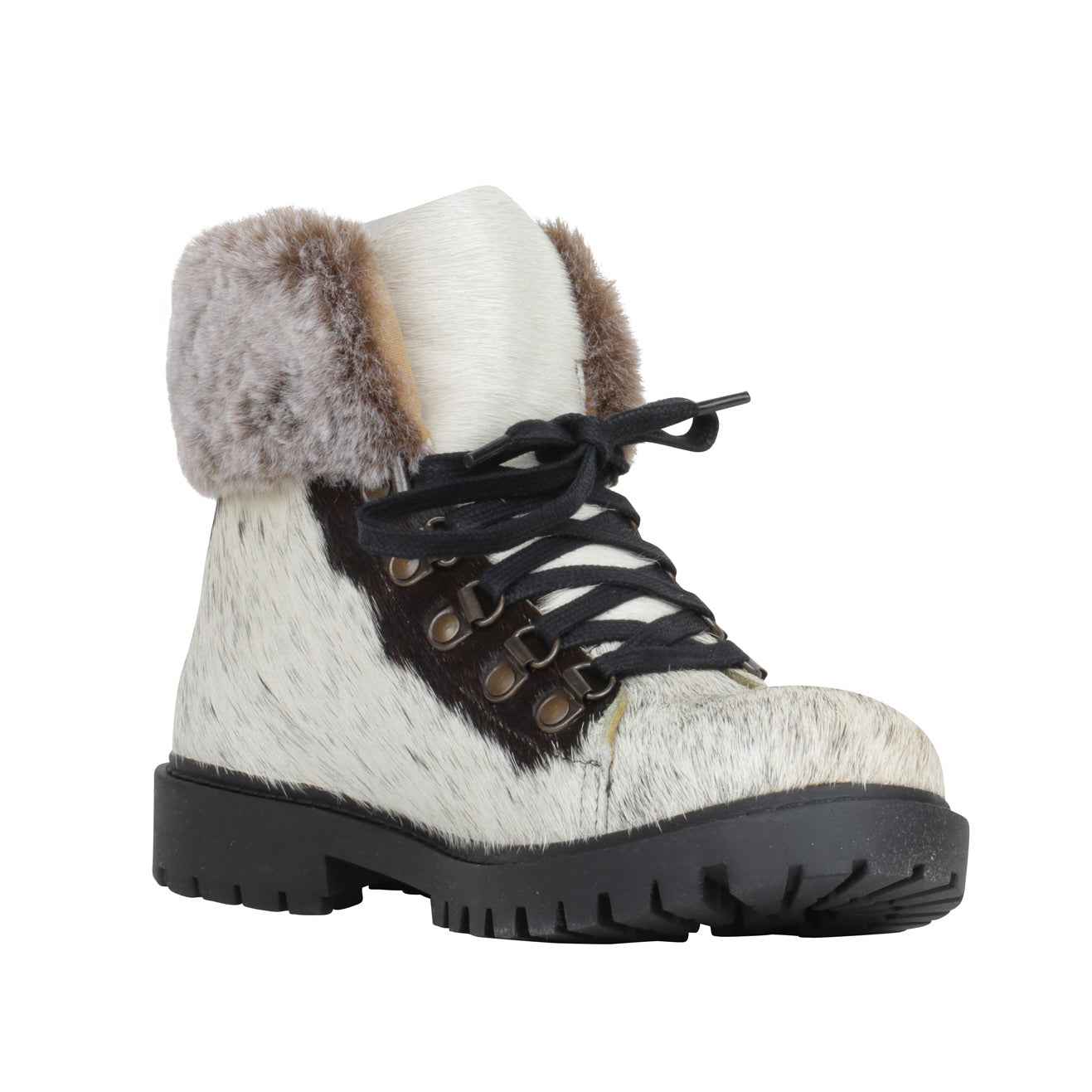 Turbulent Boots
