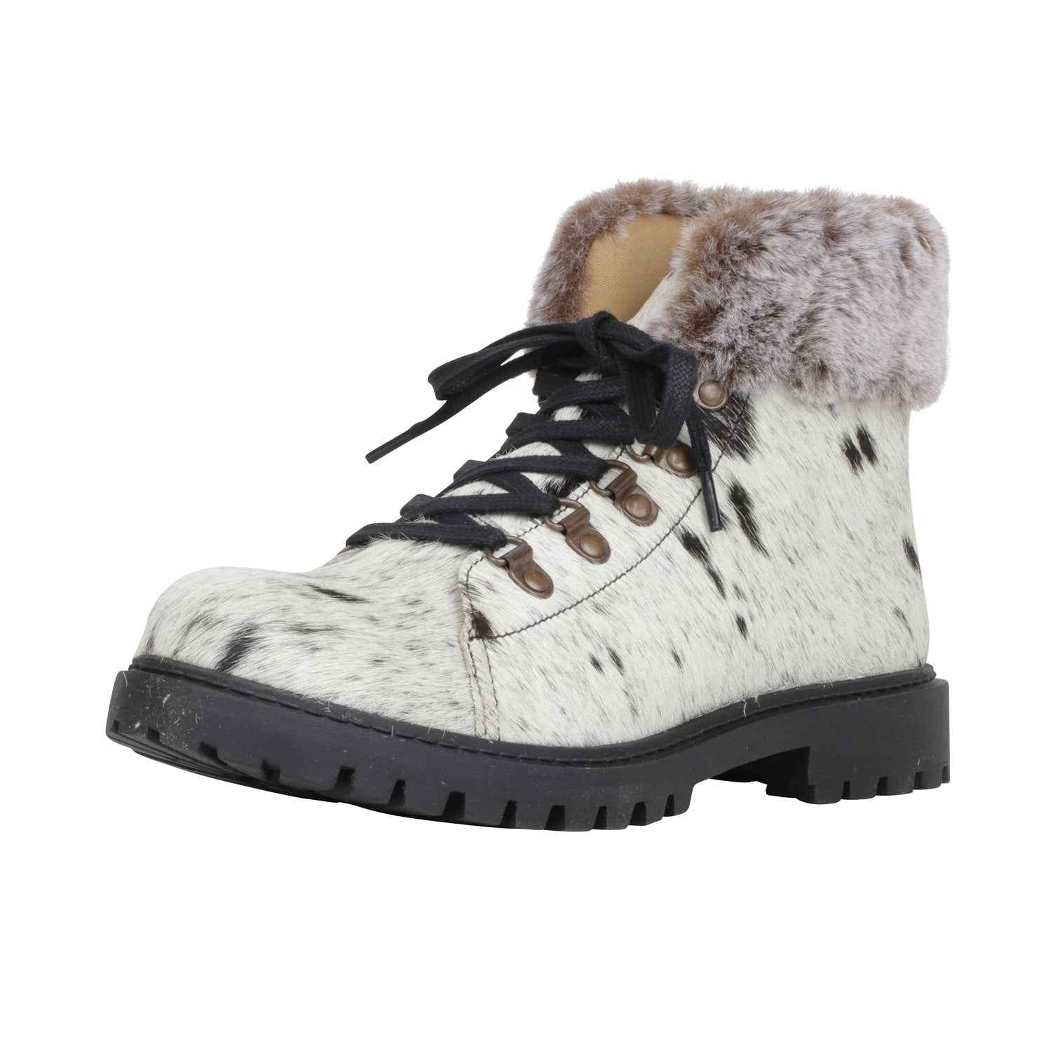 Turbulent Boots