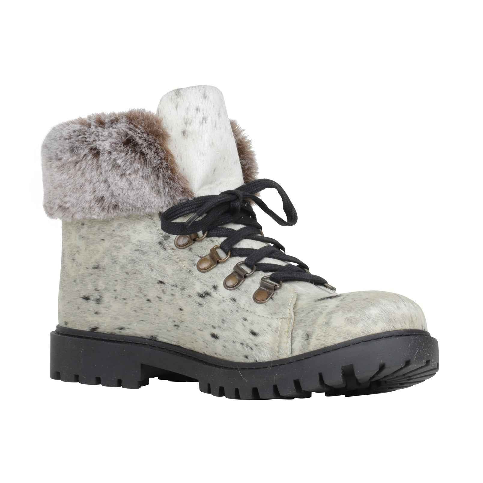 Turbulent Boots