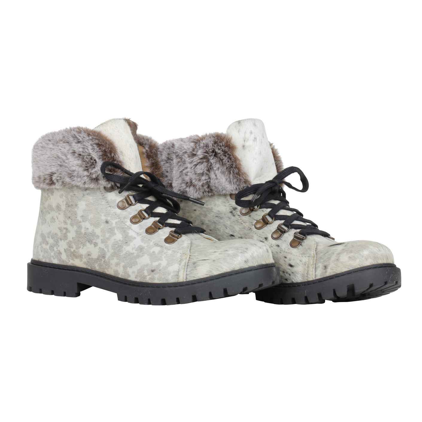 Turbulent Boots