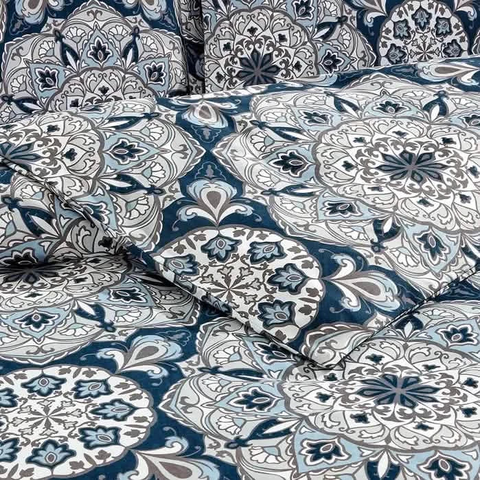 3-Piece Set: Bibb Home 1800 Series Egyptian Luxury Duvet Cover Set by DailySale