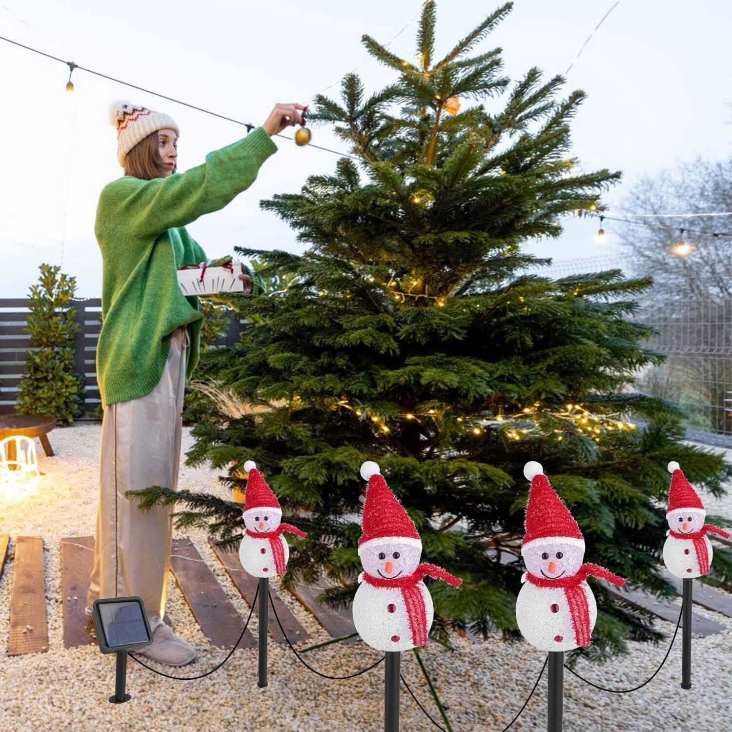 Solar Powered Lamp 3 Snowmen Garden Stake Light by DailySale