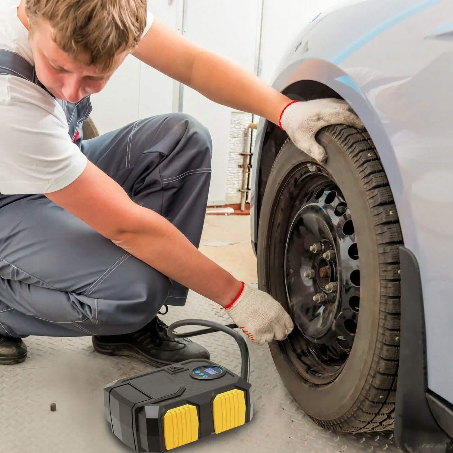 Tire Inflator 12V DC 120W 150PSI with LCD Electric Air Compressor by DailySale