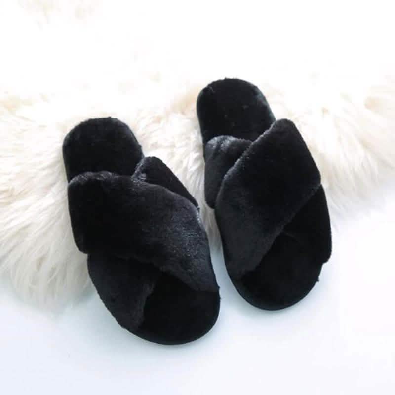 Winter Women Cozy Home Furry Slippers by DailySale